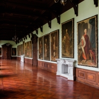 Rodová galerie Harrachů (foto schlossprugg.com)